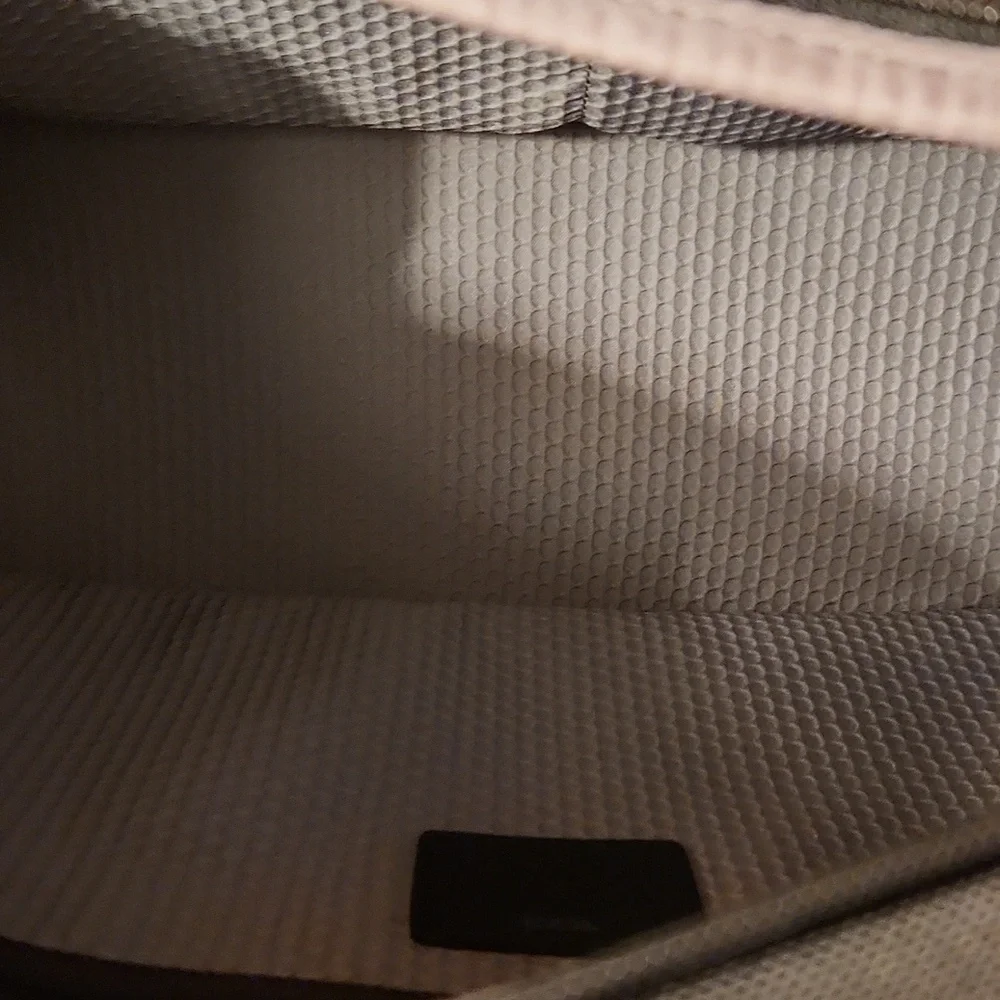 Tumi Bag (Unisex) - Picture 3 of 6